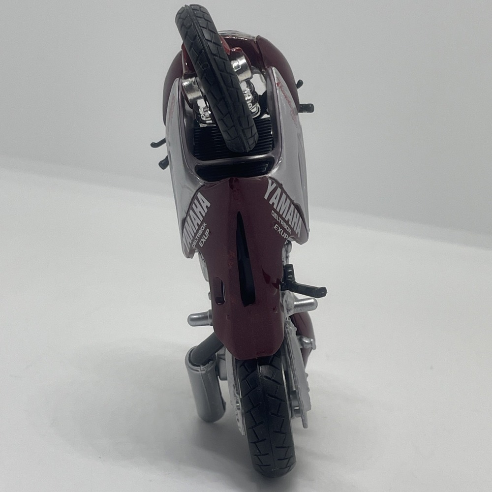 Maisto Yamaha YZF1000 Thunderace Sport Bike Diecast Motorcycle TOY DELTRBOX EXUP - Picture 5 of 10